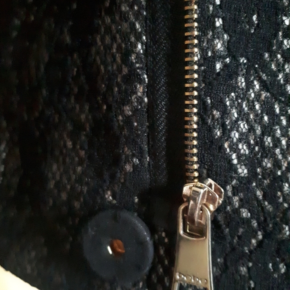 Vintage Bebe black lace jacket with faux fur - Picture 3 of 12